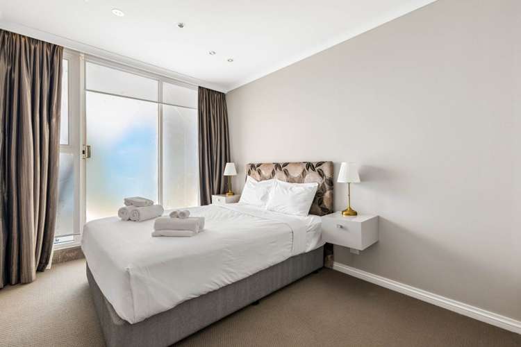 2703/8 Albert Street City Centre_17