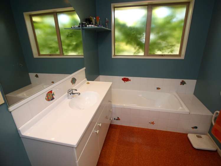 1199 Telegraph Road Darfield_10