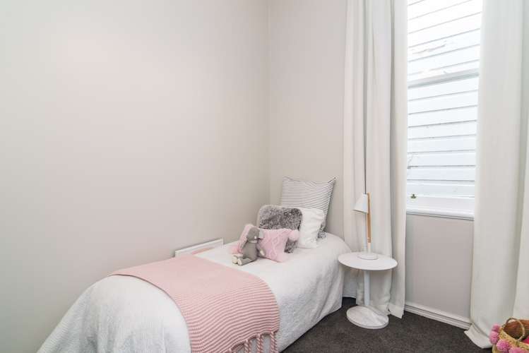 66 Mein Street Newtown_10