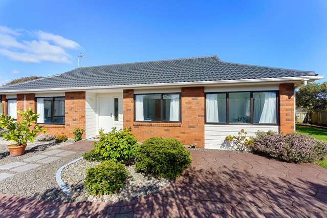 23 Reeves Street Waikanae Beach_2