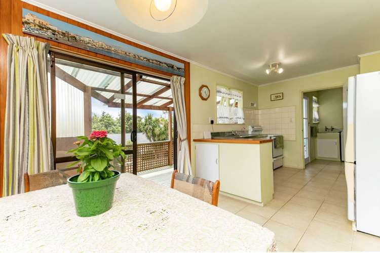 25 Lemnos Place Titirangi_6