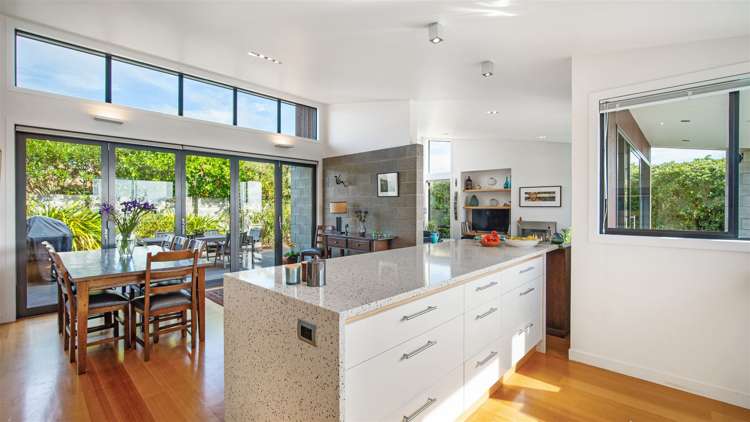 5 Teviotdale Way Richmond Hill_5