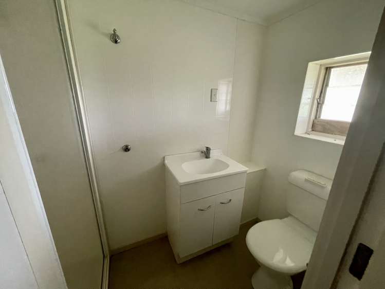 3 Jules Way Otumoetai_12