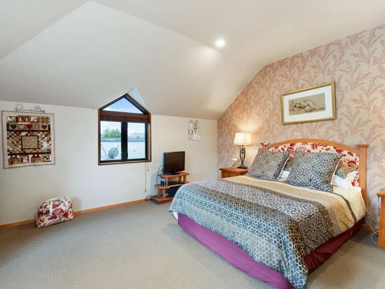 6 Majestic Lane Cashmere_10