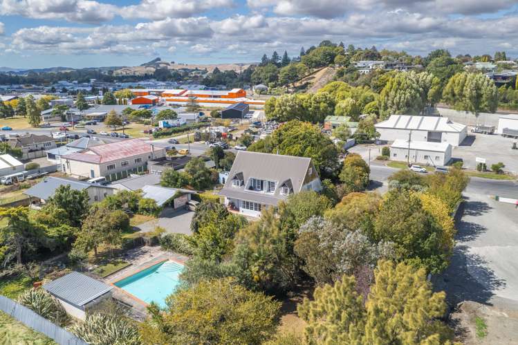 11 Cook Street Waipukurau and Surrounds_23