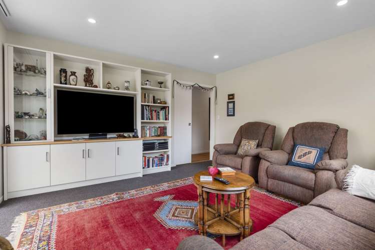 200 Birdwood Road Massey_13