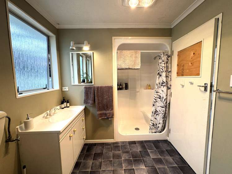 86 Totara Island Road Balclutha_17