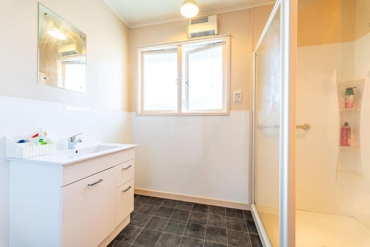 2/28A George Street_5