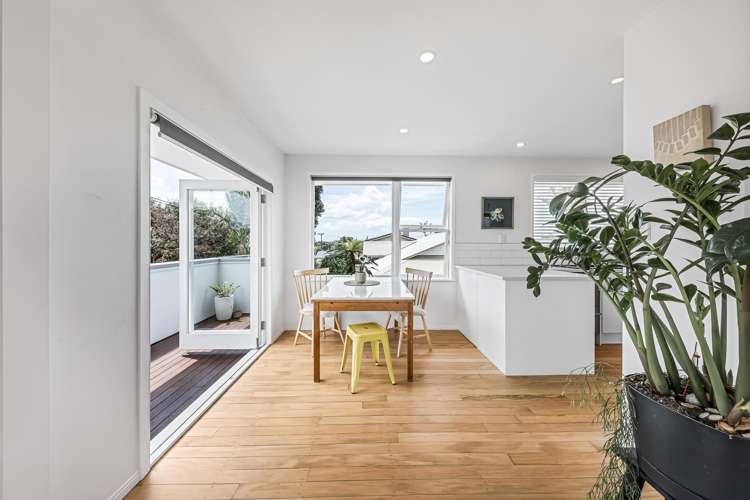 1/9 Buxton Street Point Chevalier_3