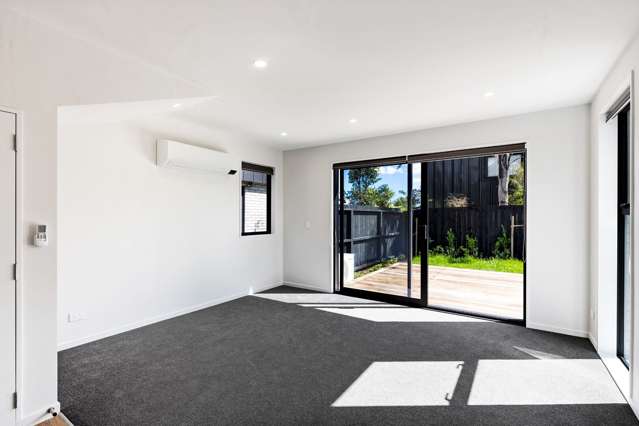 9/109 Taikata Road Te Atatu Peninsula_1