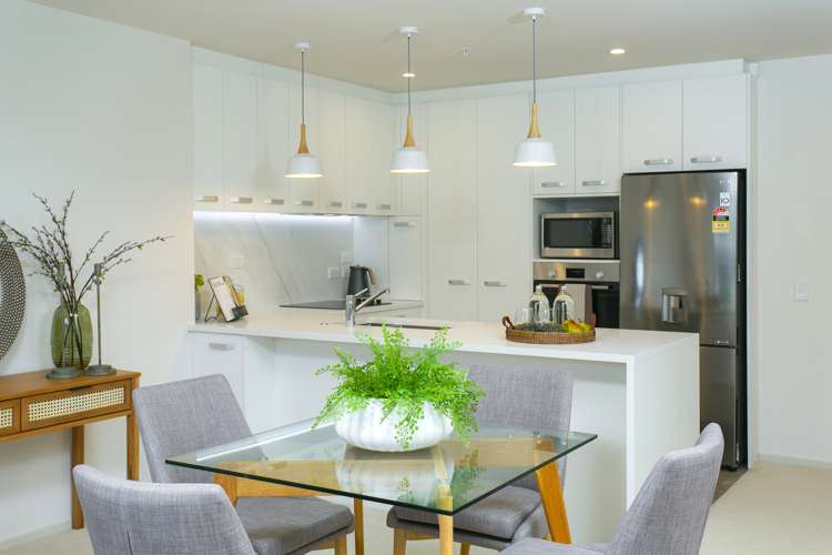 5 Greenwich Way Unsworth Heights Auckland_40