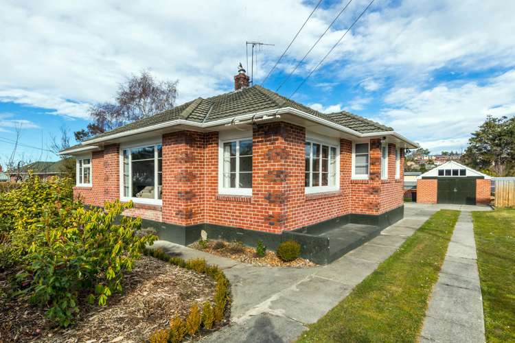 16 Glen Street Marchwiel_15