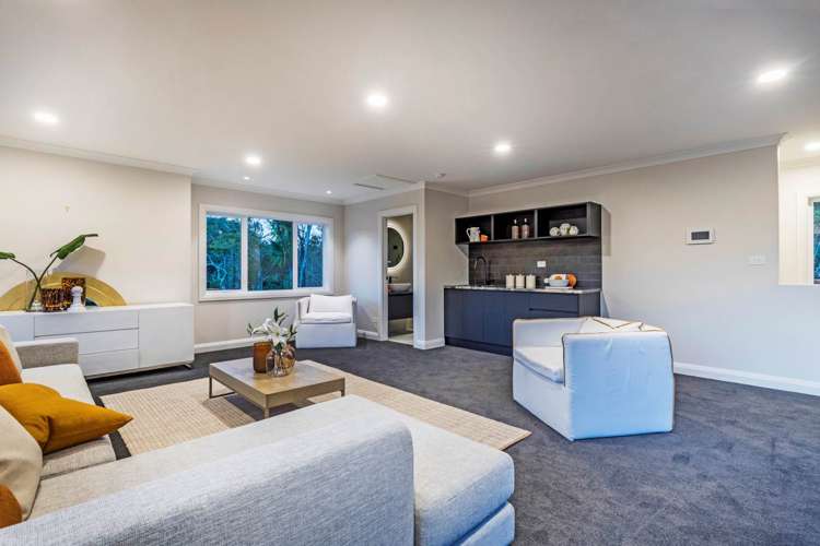 11 Henry Blyth Lane Greenhithe_24