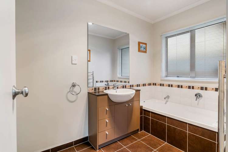 48 Jelas Road Red Beach_20