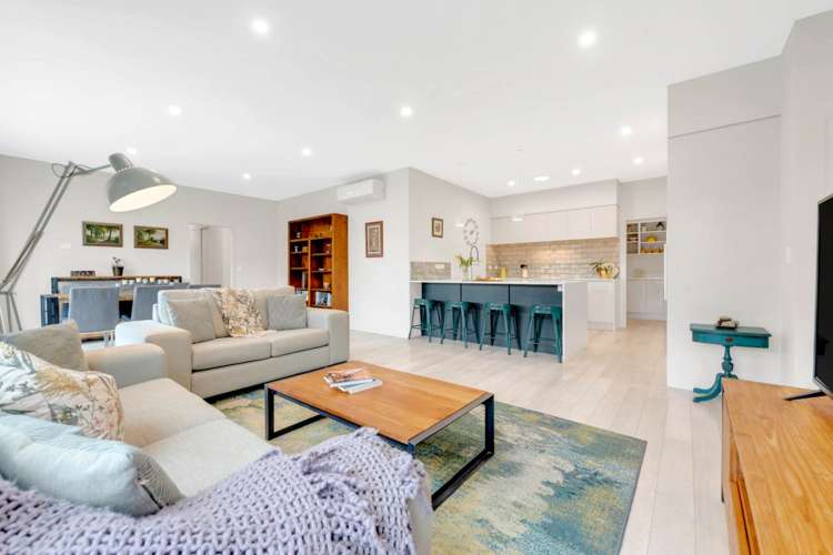 12 Lydiard Place Beachlands_9