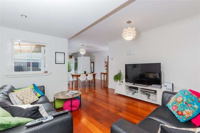 3 Mons Avenue Mount Roskill_3