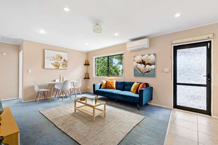 1/42 Brains Road Kelston_4