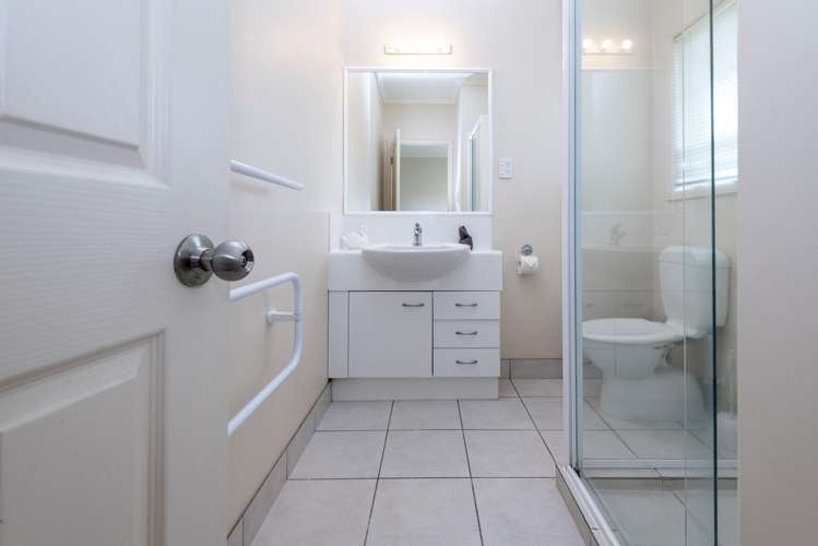 64 Wattle Farm Road Wattle Downs_12