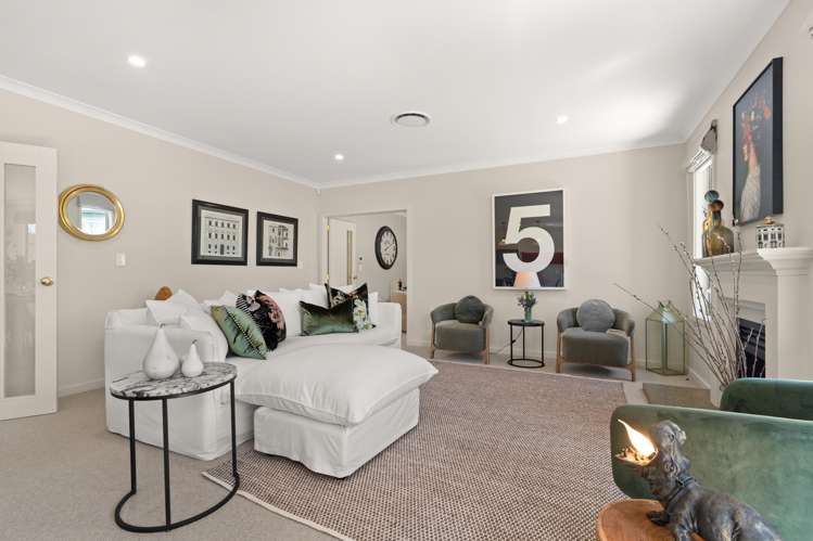 10 Fairway Drive_1