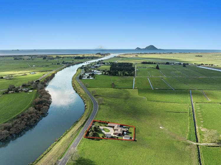 97 East Bank Road Thornton_7