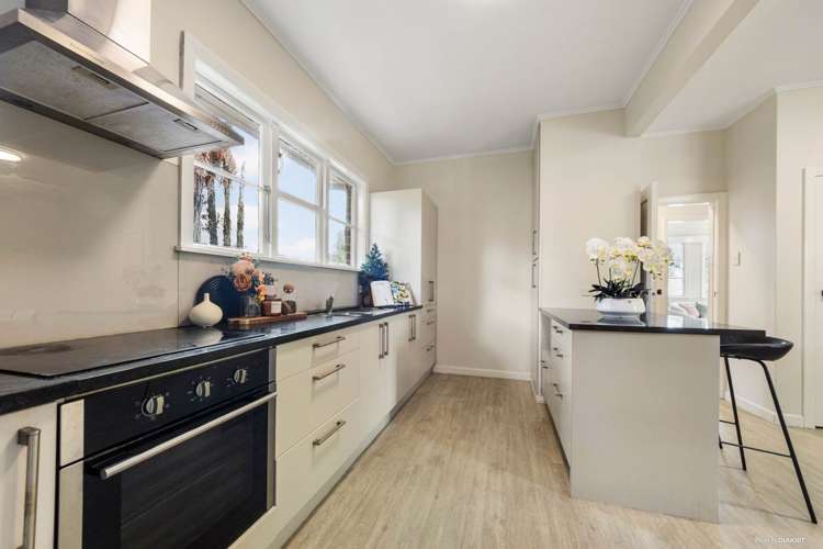 648 Mt Albert Road_4