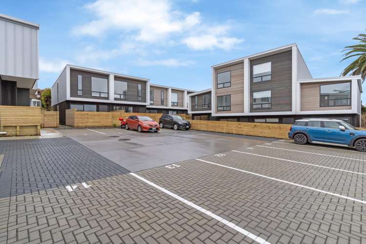 5/4 Glen Atkinson Street Saint Heliers_19