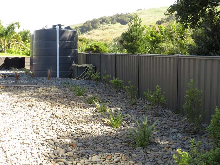 15 Blakes Approach Mahia_11