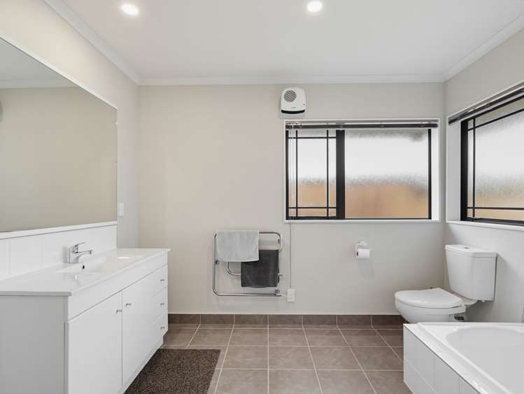 52 Tennyson Avenue Kelvin Grove_24
