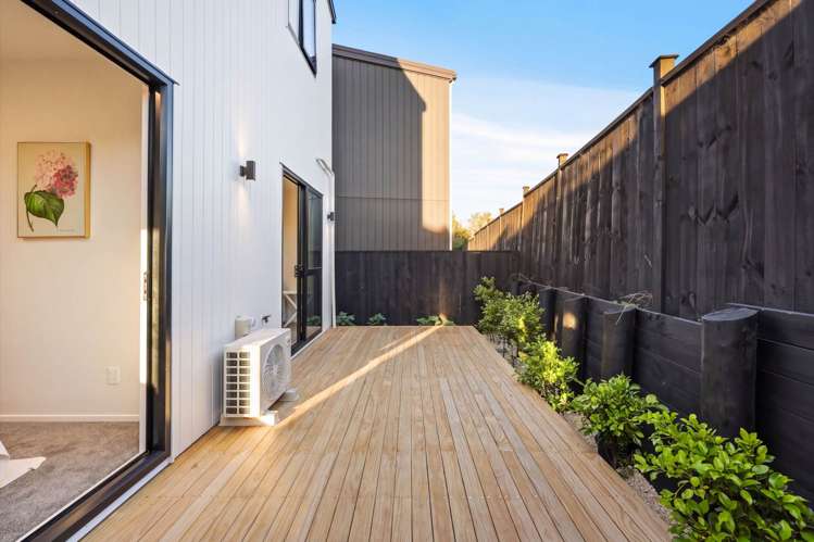 13C Meadway Sunnyhills_24