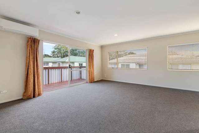 2/16 Ocean View Road Hatfields Beach_4