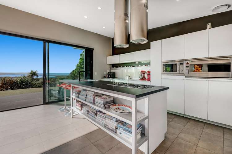 102 West Road Kaukapakapa_11