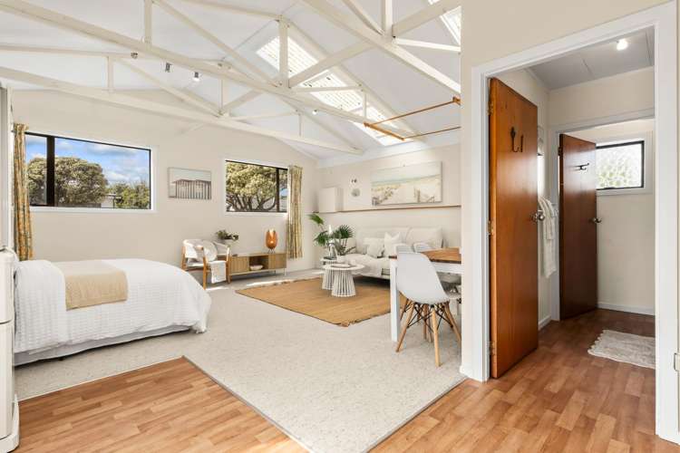 2 Hastings Street Waikanae Beach_4