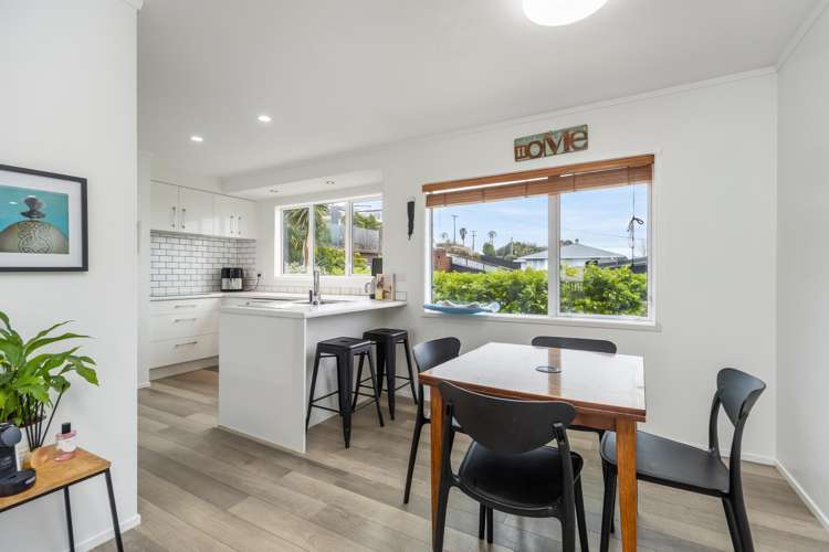 1/50 Carlisle Road Browns Bay_6
