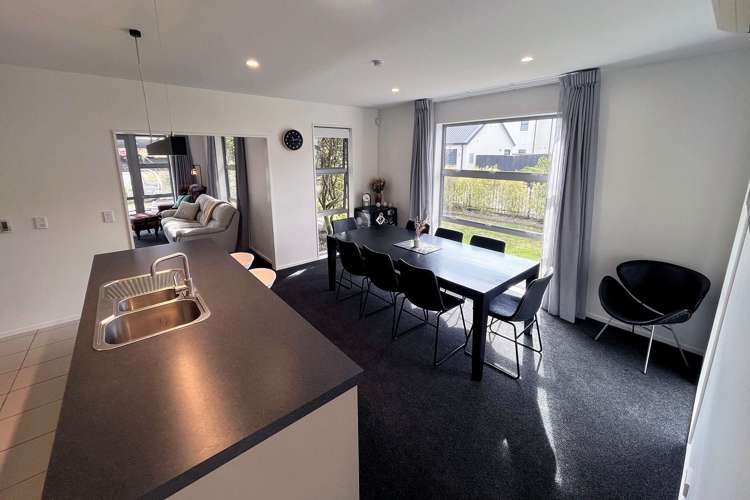30 John Campbell Crescent Hillmorton_3