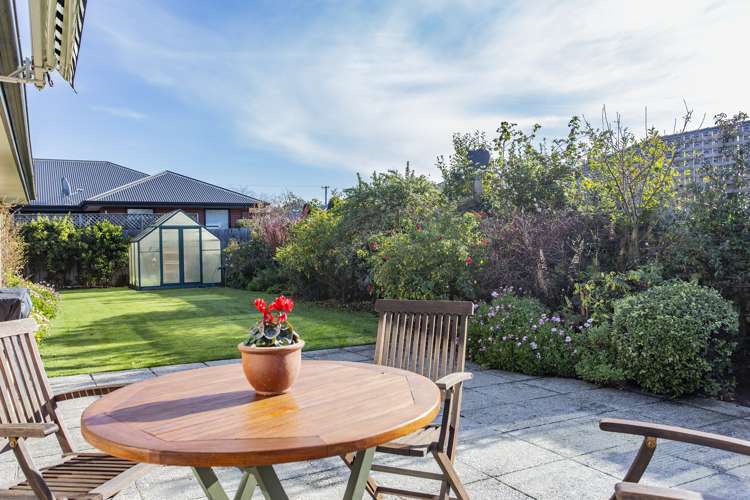 8d Bank Street Amberley_17