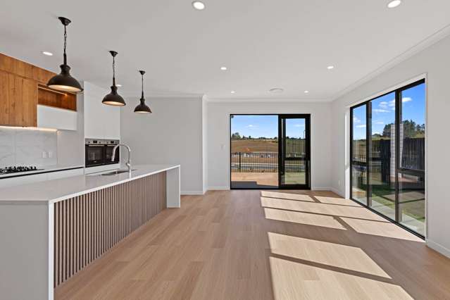 27 Tipu Crescent Wainui_1