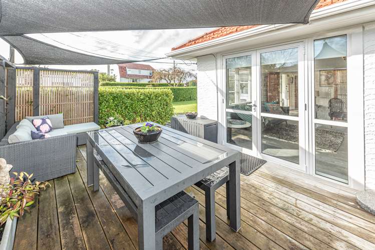 4 Dickson Crescent Saint Johns Hill_17