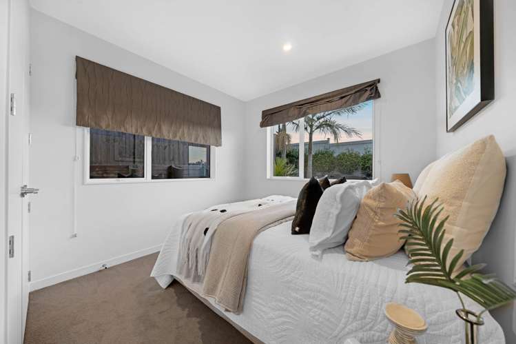 17 Masons Road Oteha_23