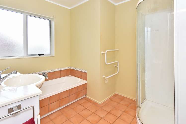2/13 Bunnythorpe Road Papakura_7
