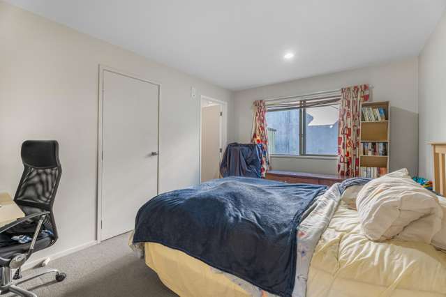 73A/21 Hunters Park Drive Three Kings_4