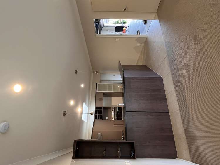 8 Terrasini Drive Flat Bush_9