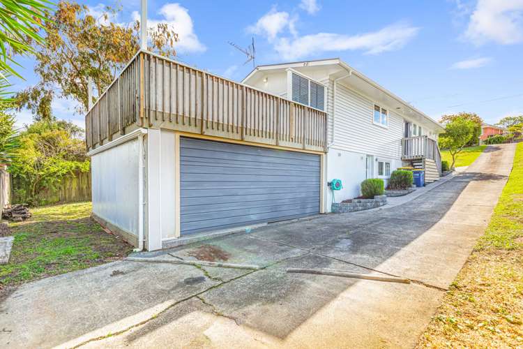17 Castaing Crescent Te Atatu South_19