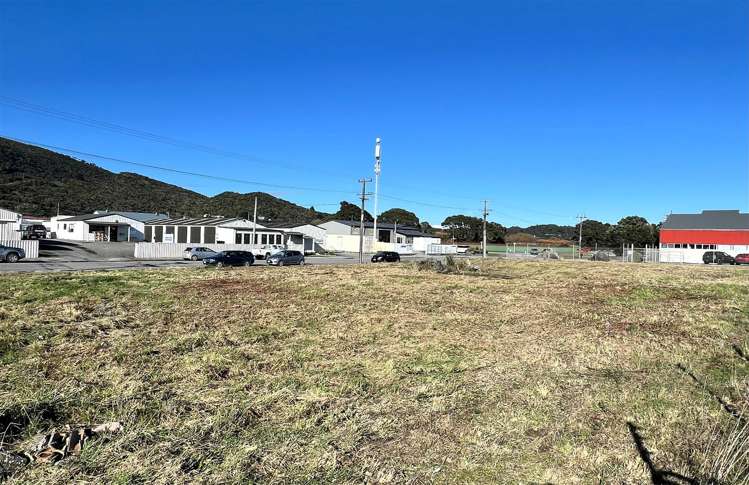 44,46,48 Arney Street Greymouth_5