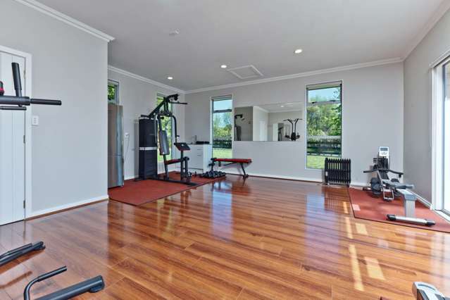 22 Lynwood Grove Dairy Flat_2