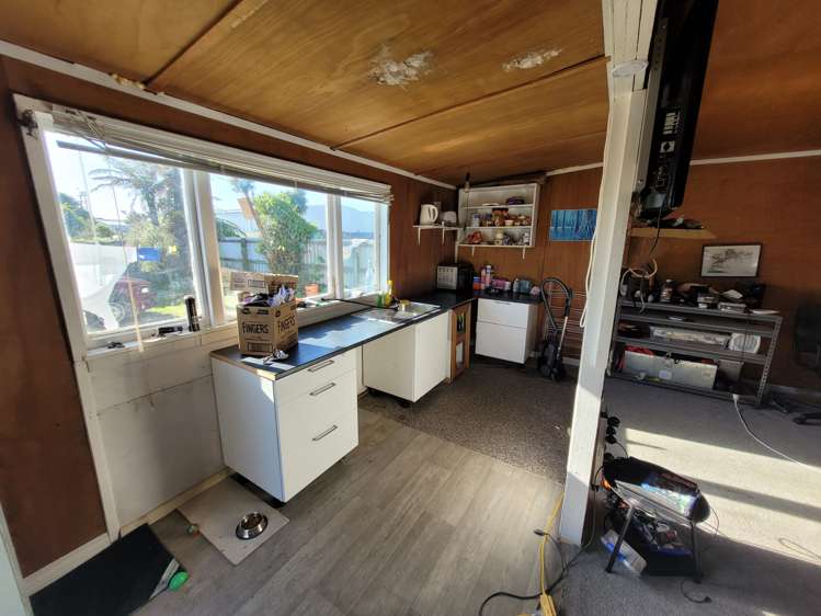 6 The Esplanade Westport_11