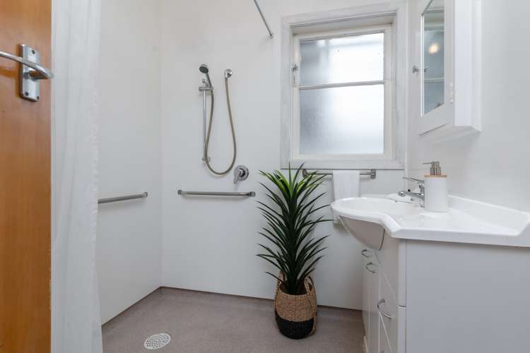 8 Bethune Street Featherston_11