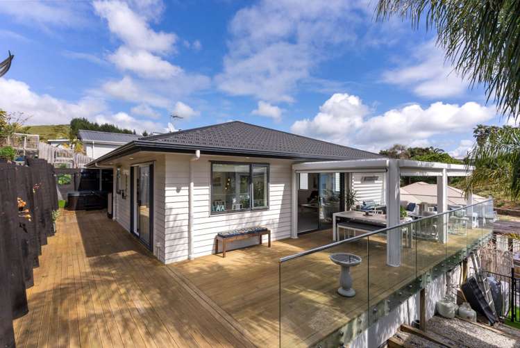 54 Carlton Crescent Maraetai_23