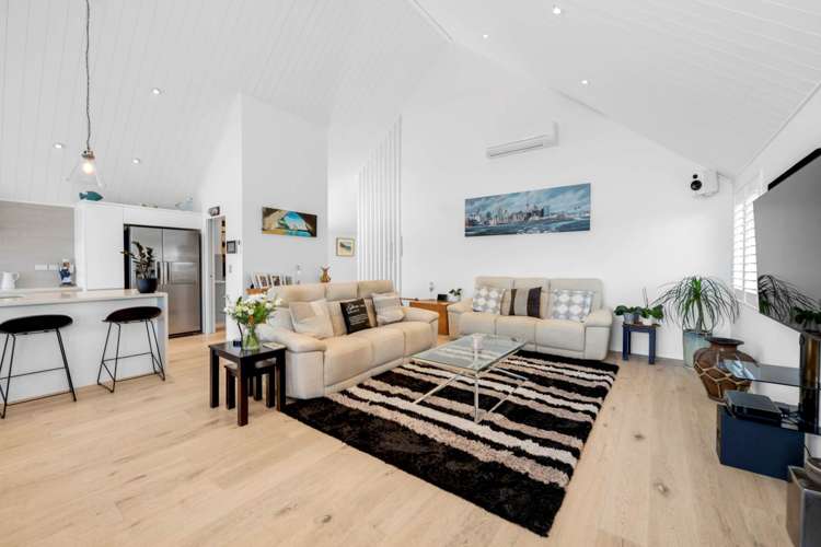 169 Jack Lachlan Drive Pine Harbour_11