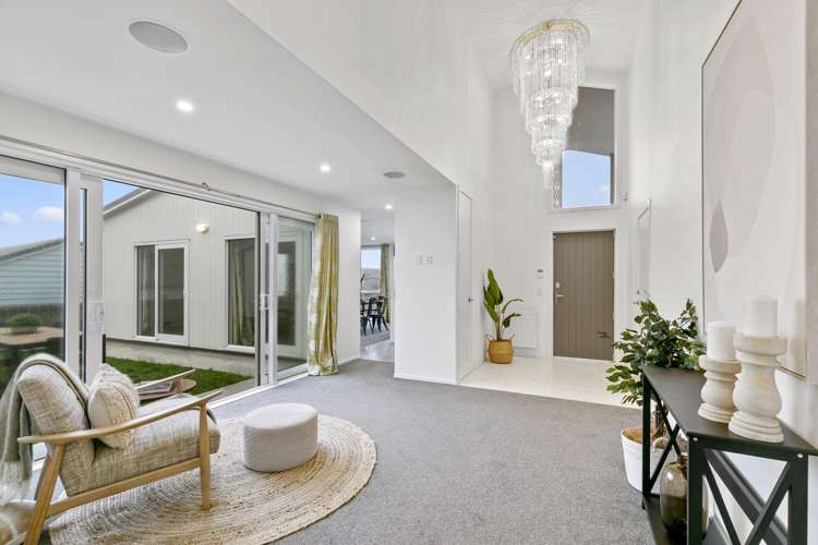 56 Cedarwood Street Woodridge_7