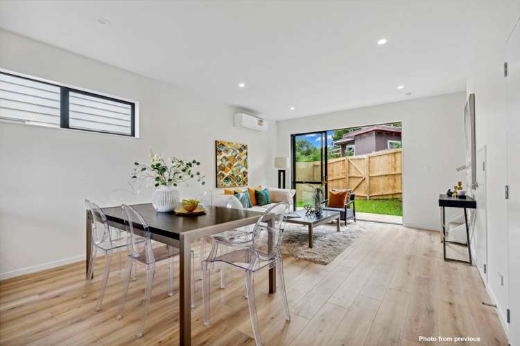 2/58 Sylvan Crescent Te Atatu South_7